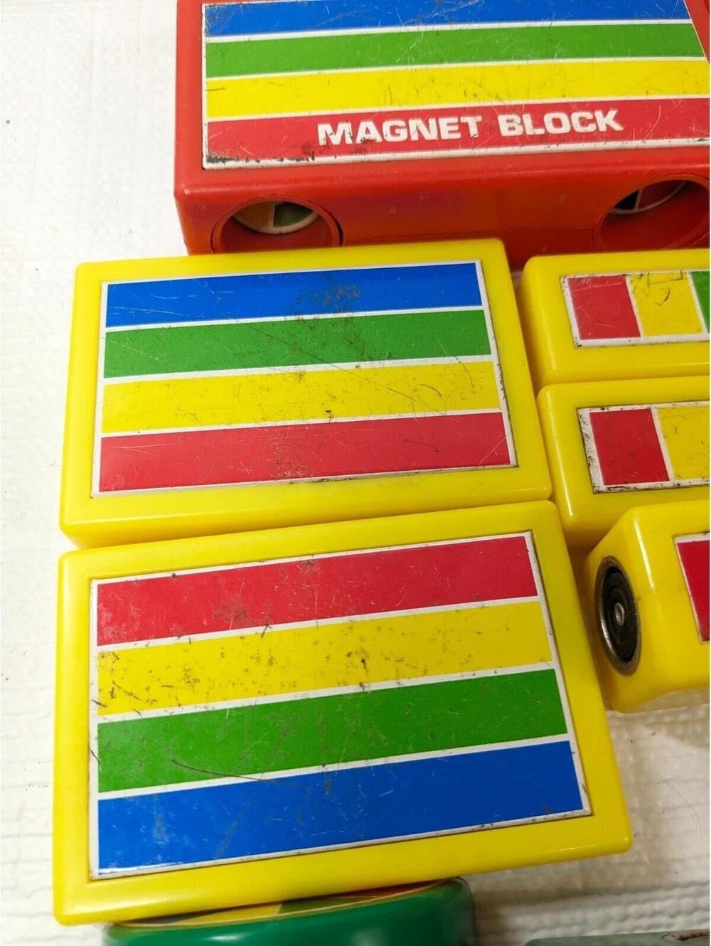 Vintage Hilco Bucket set 22 Magnet Blocks magnetic building toy rainbow primary